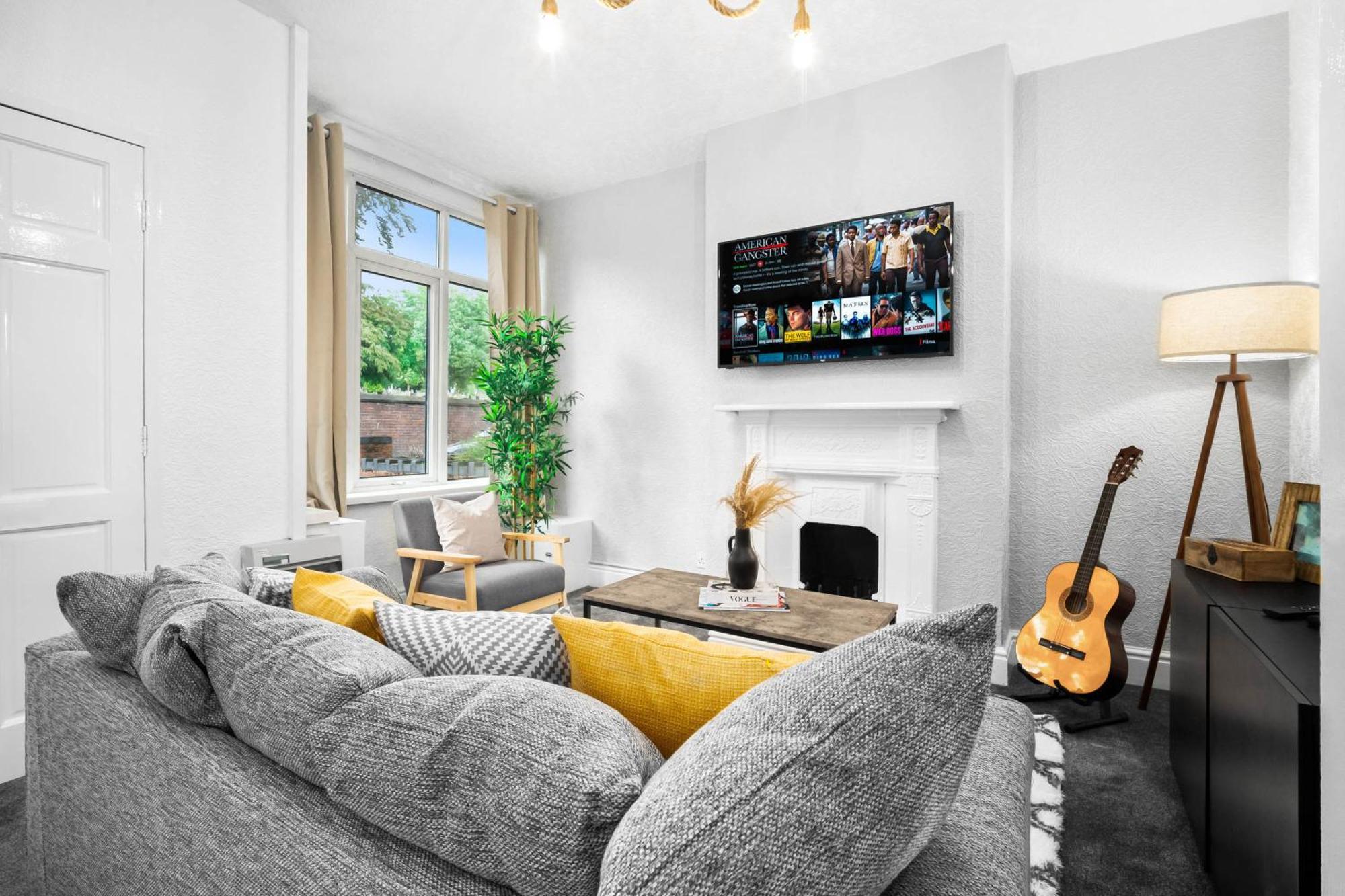 Stylish 3 Bedroom House - 6 Guests - Garden - Parking - Netflix - Wifi - 17M Birmingham Kültér fotó